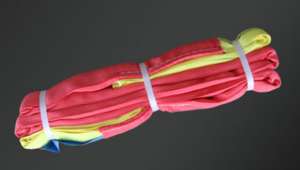 Flexible lifting strap