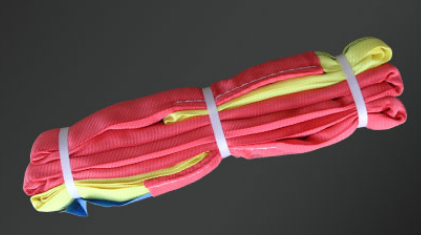 Flexible lifting strap